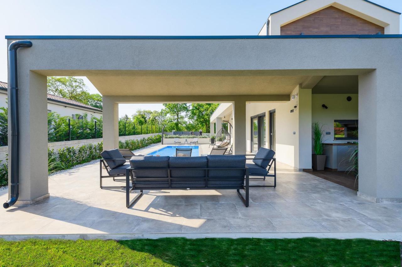 Mali Vareški Villa Nobu מראה חיצוני תמונה