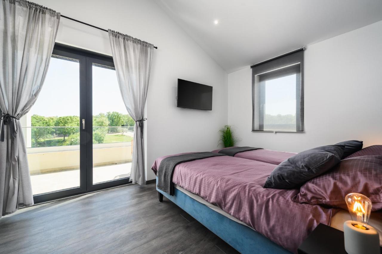 Mali Vareški Villa Nobu מראה חיצוני תמונה