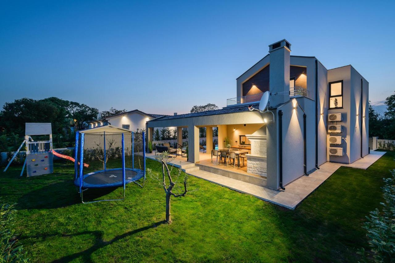 Mali Vareški Villa Nobu מראה חיצוני תמונה